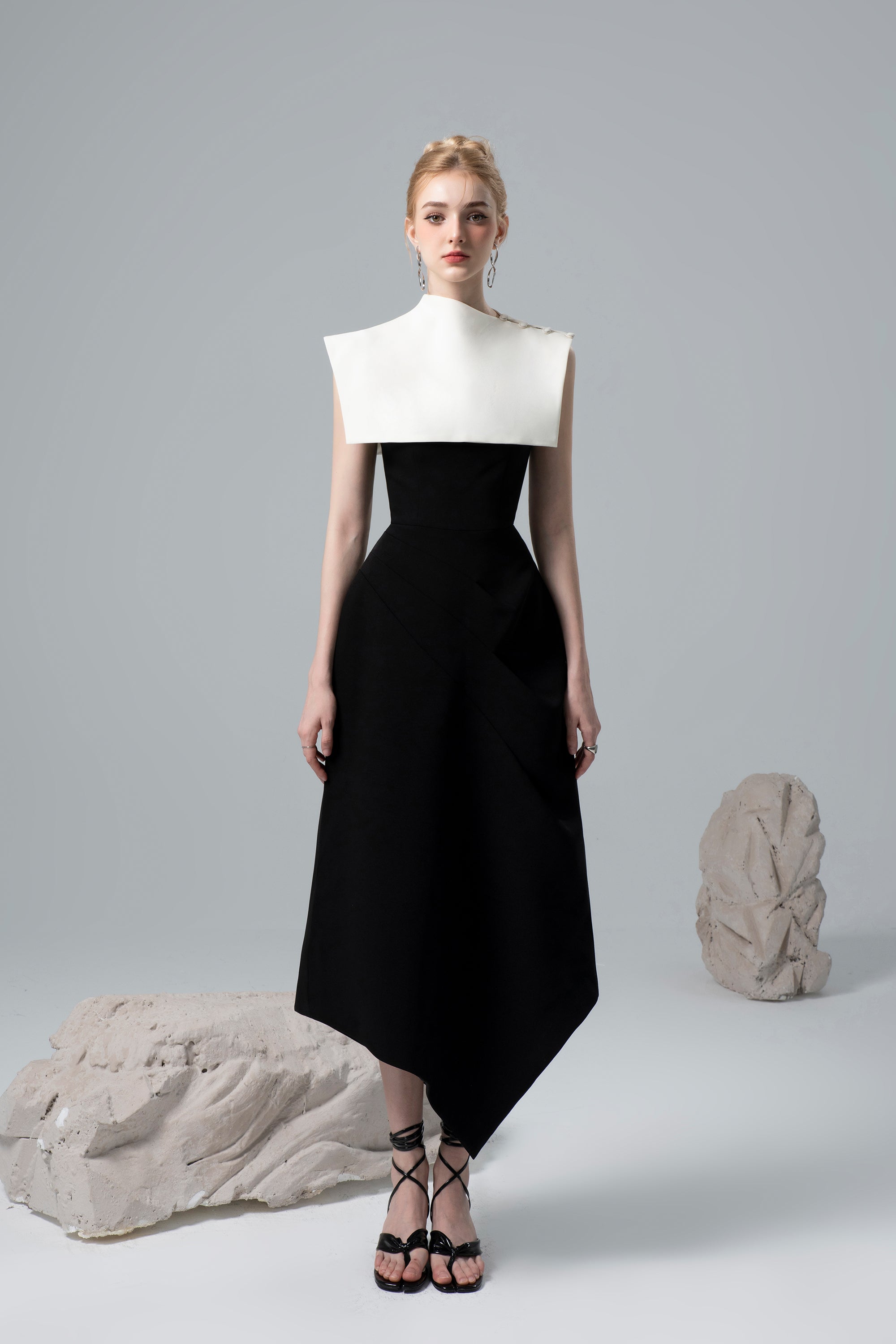 Biennale Cape Asymmetric Dress – CICI OFFICIAL WEBSITE | CICI BY CICI