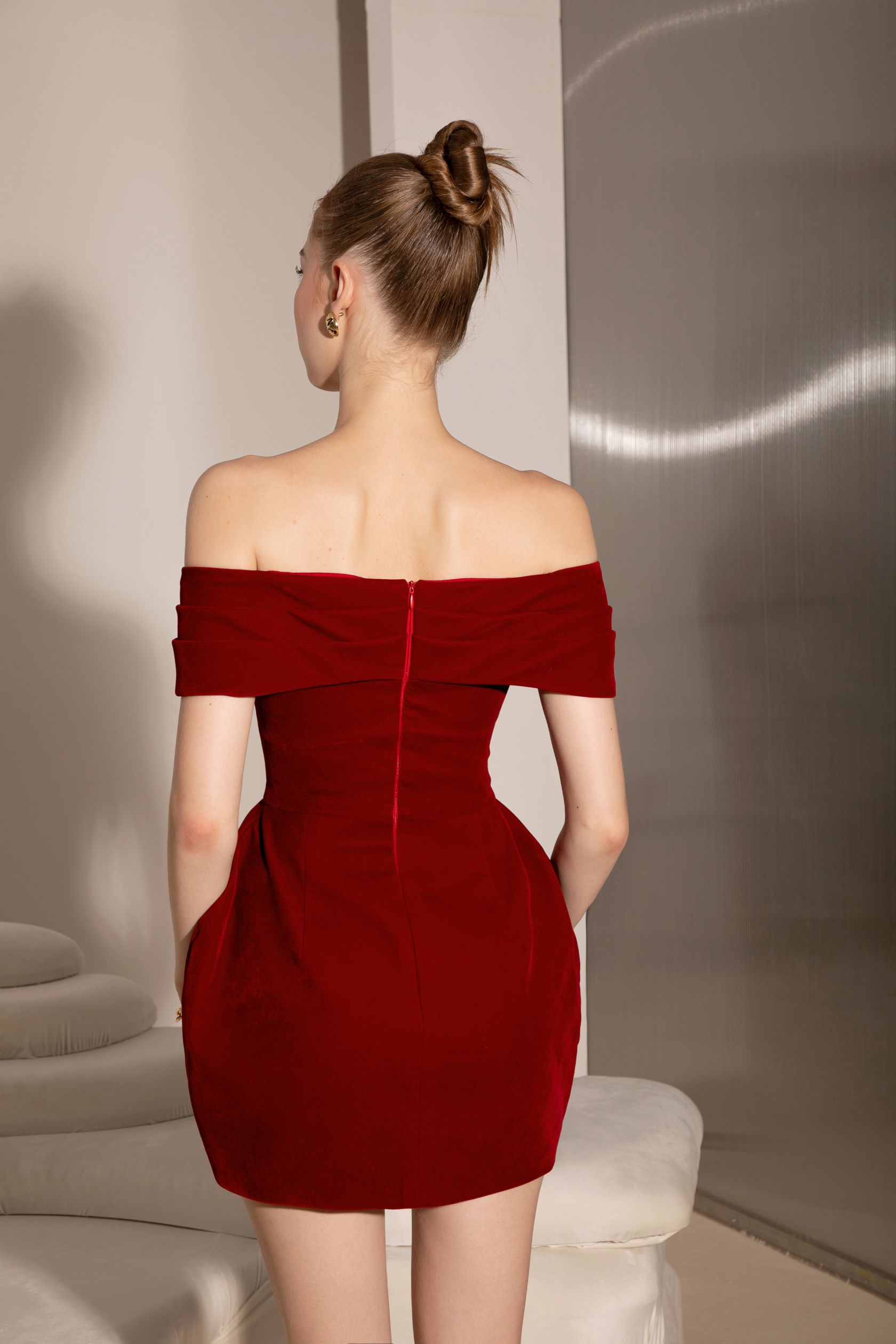 Viby Off-shoulder Mini Dress